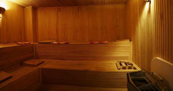 Romance Hotel